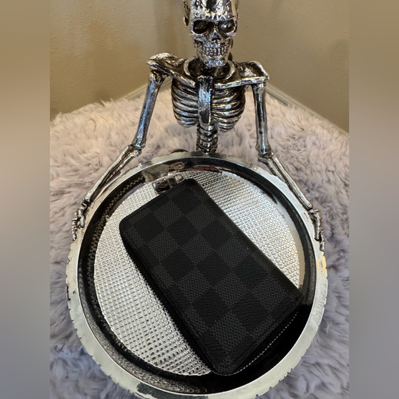 Louis Vuitton 2009 Graphite zippy coin purse - Picture 5 of 10